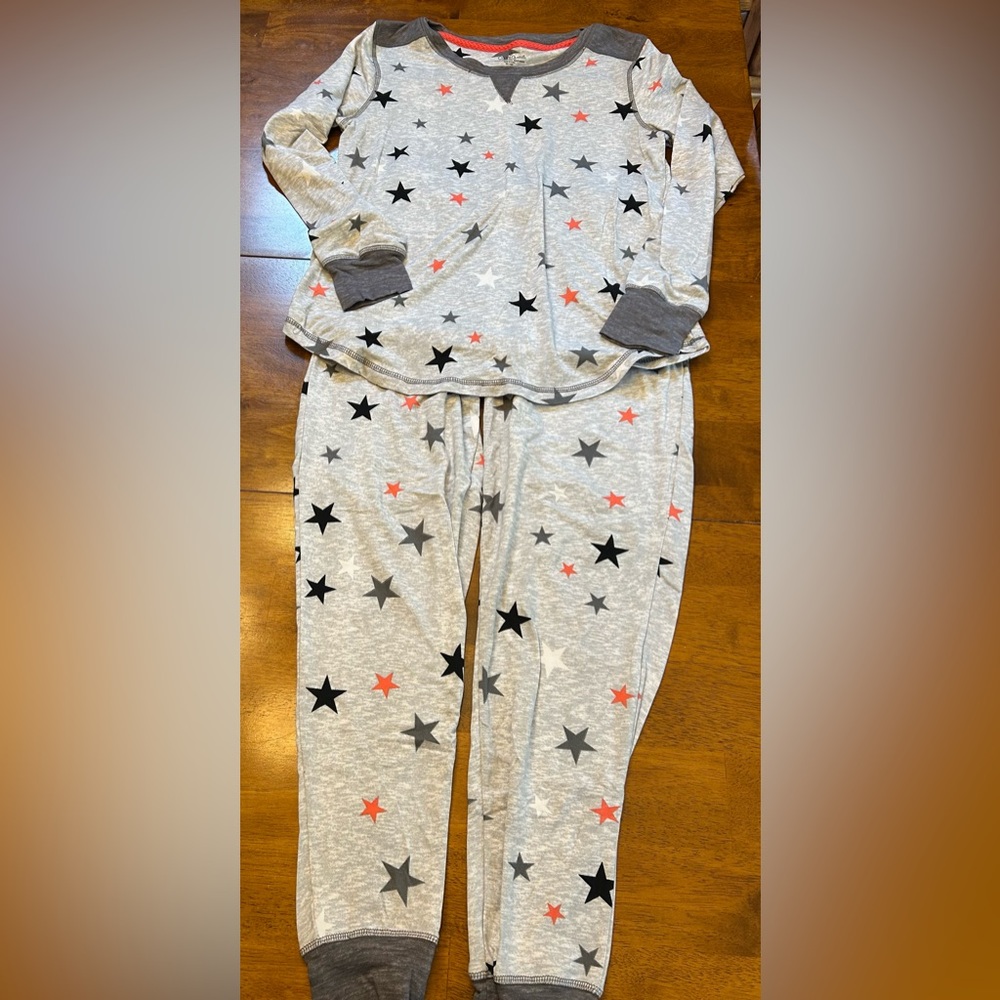 Women’s Small Cuddl Duds Pajamas